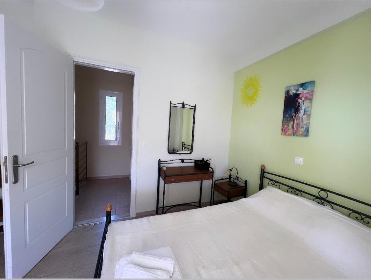 Maisonette Sea View , Finikounda エクステリア 写真